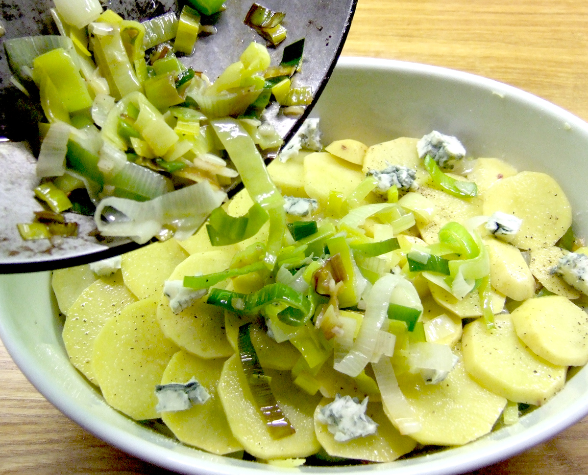 Kartoffel-Lauch-Gratin mit Gorgonzola « Küchentratsch
